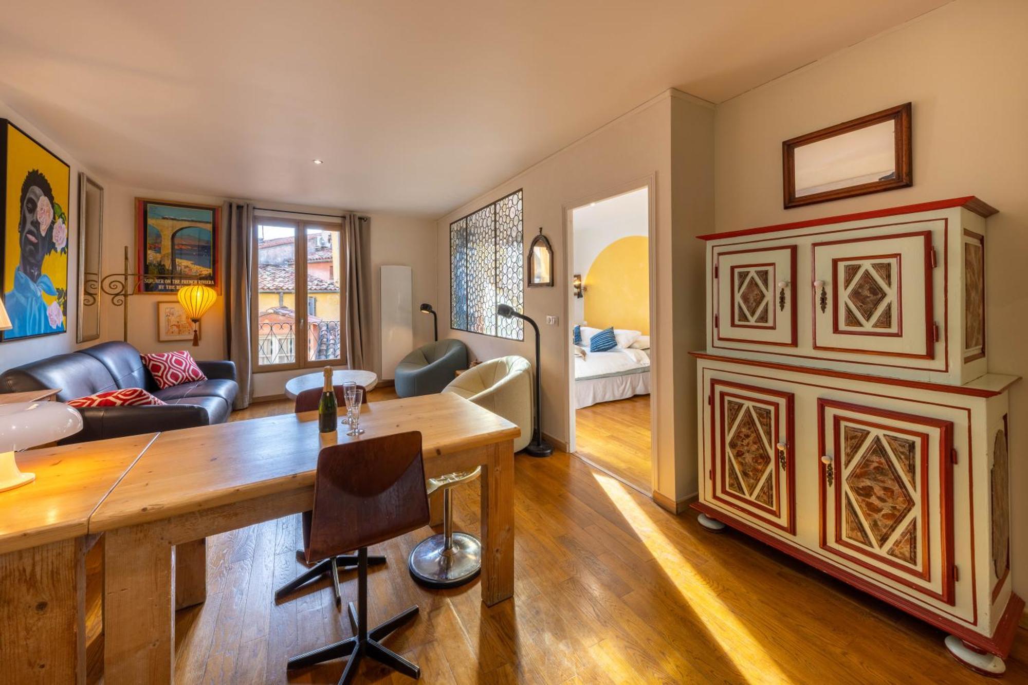 Spacious And Bright Flat Close To The Beach : Heart Of Old نيس المظهر الخارجي الصورة